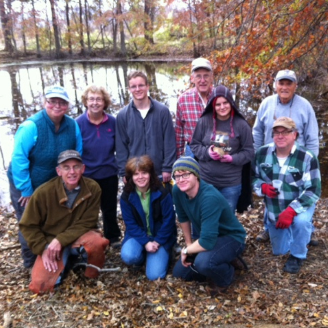 A group of Nature Center volunteers